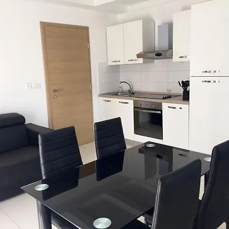 Apartment Cube *